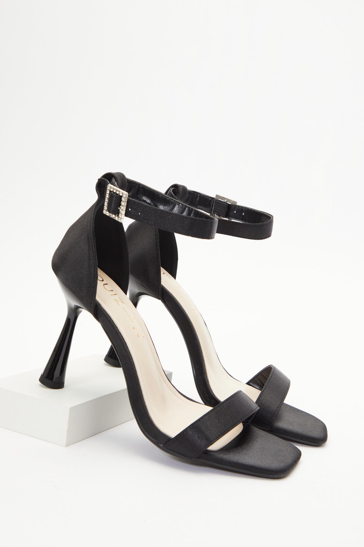 Sandalias Negras Satin