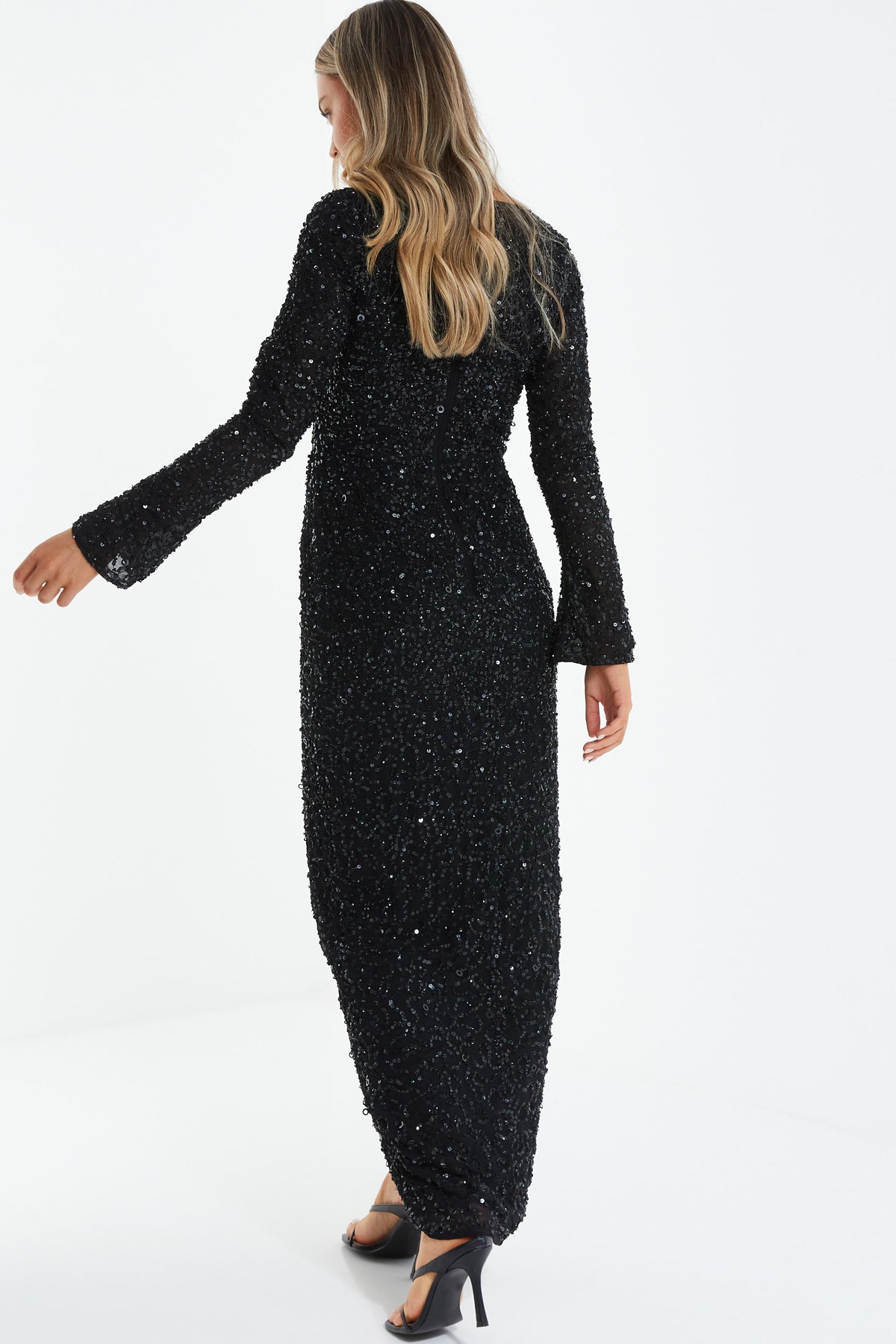 Maxi Vestido Negro de Lentejuelas