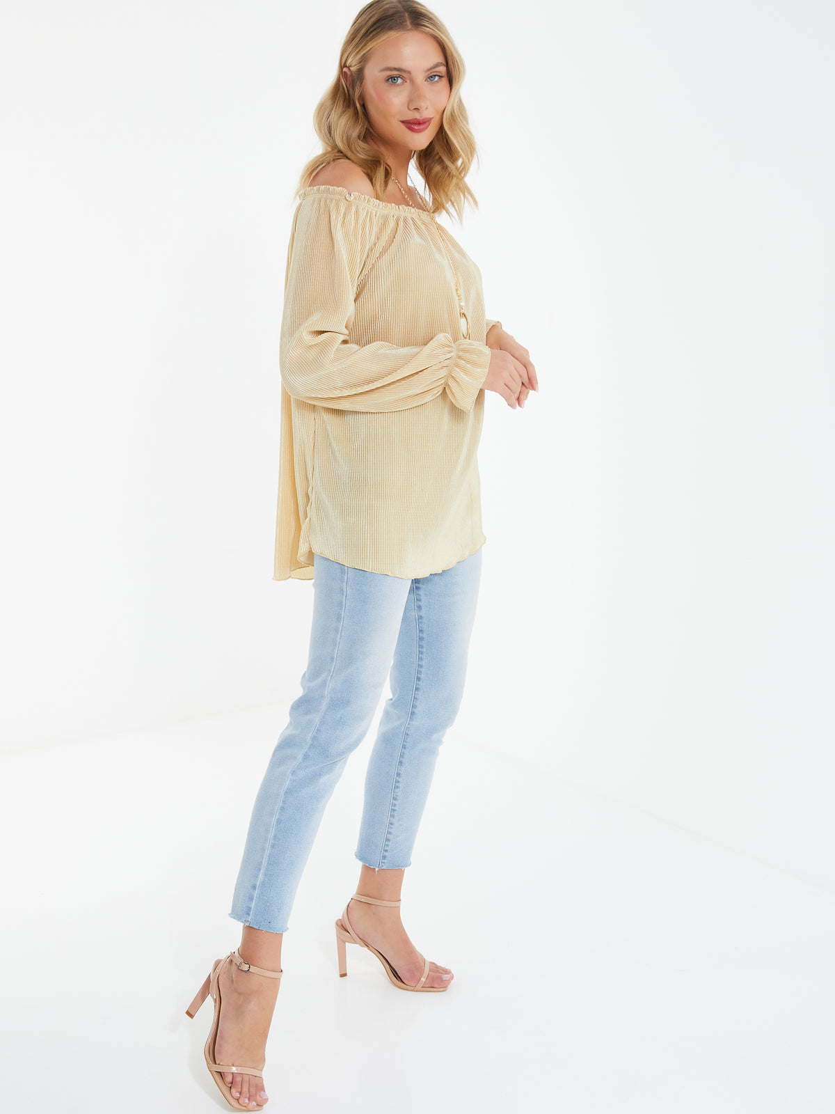 Top beige con Collar