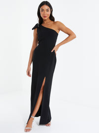 Maxi dress negro  un Hombro