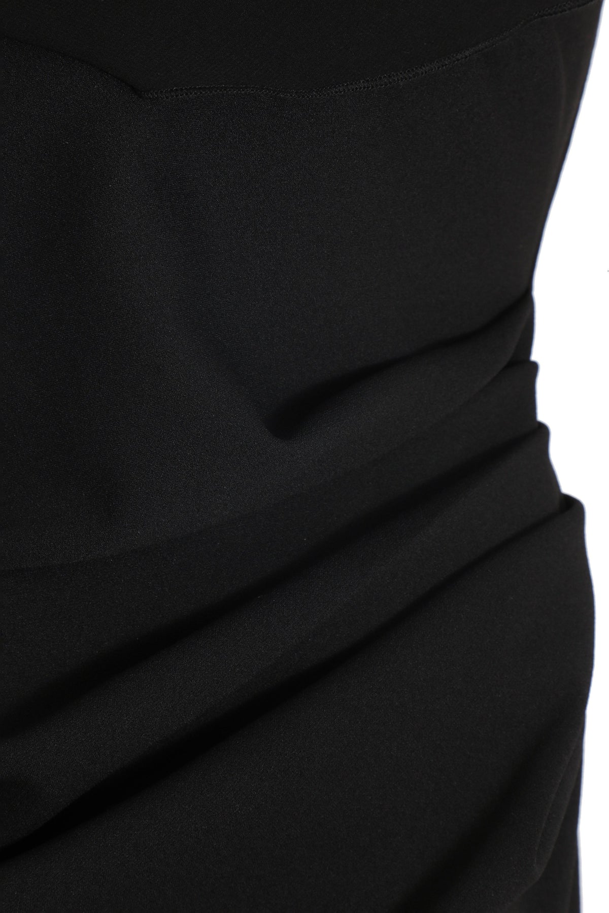 Maxi Vestido Cuello Asimétrico Negro